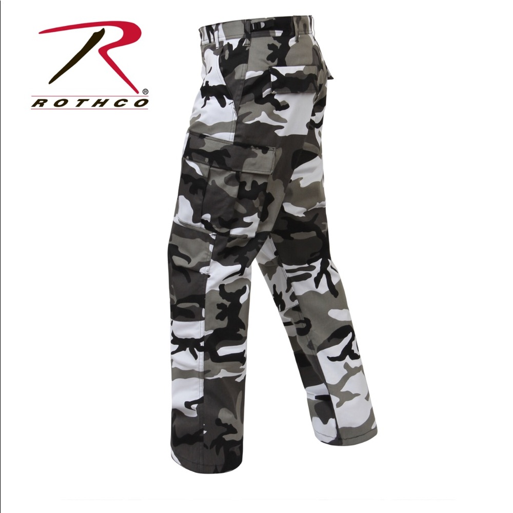 Urban Outfitters Army Camo Pants